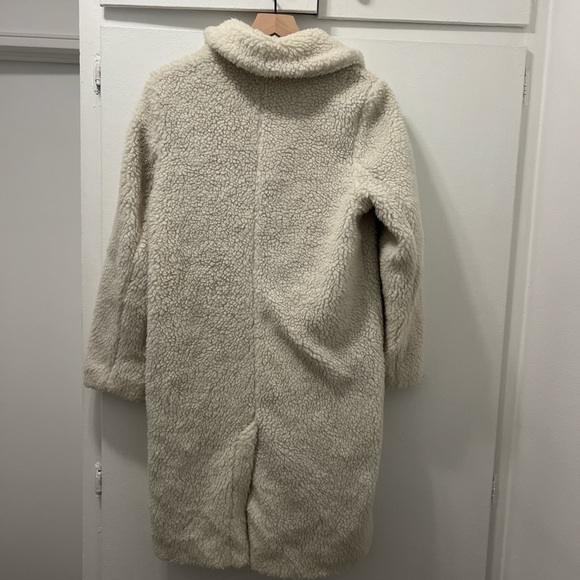 Abercrombie & Fitch Off-White Teddy Jacket - Picture 2 of 4